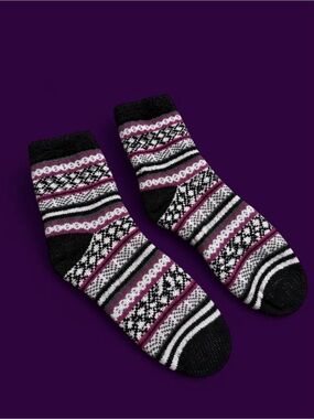 Cozy Purple Patterned Gripper Socks
